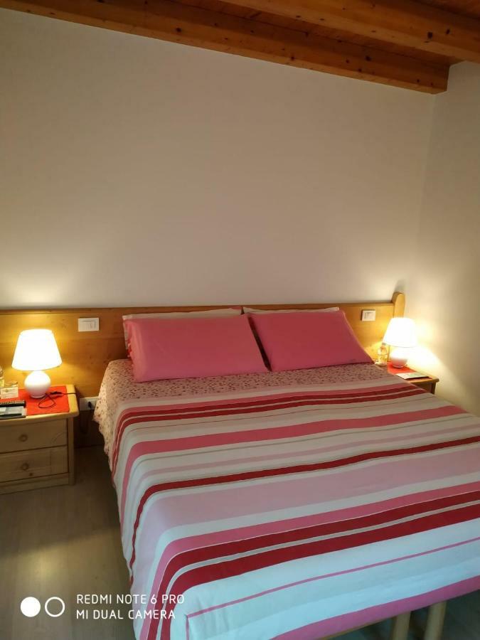 פלטרה Agriturismo Il Girasole מראה חיצוני תמונה